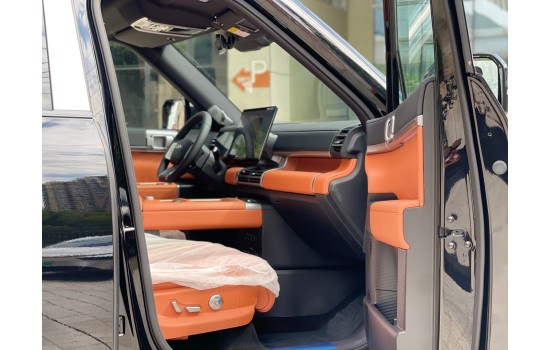 Leopard 7 Ultra 2025